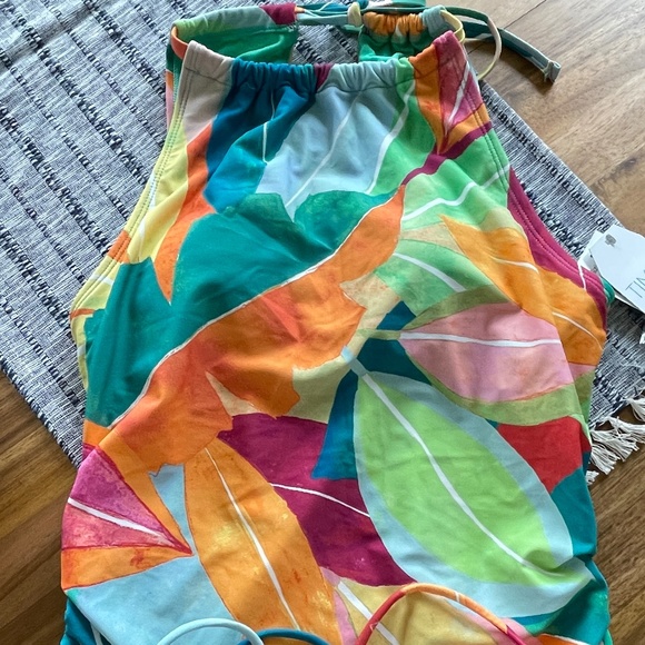 Multi Color Rouched Sides Tankini Top NWT small - Picture 1 of 6